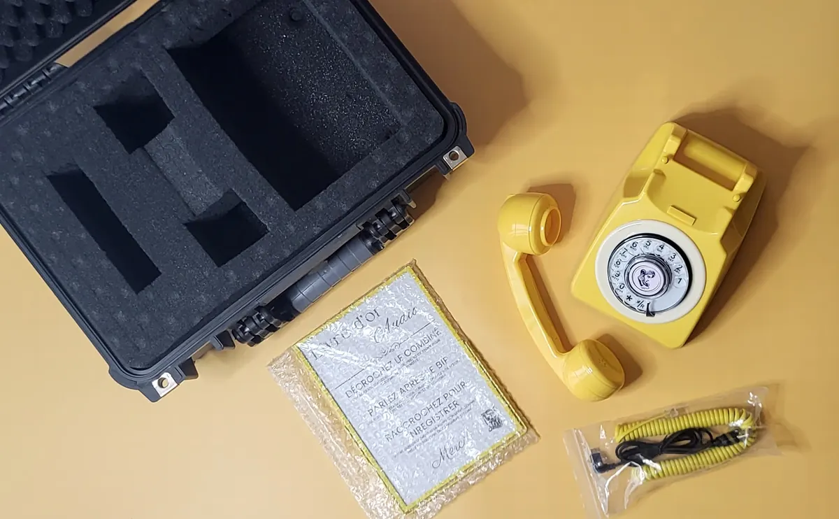 Open case, custom foam, vintage phone, handset and instruction frame
